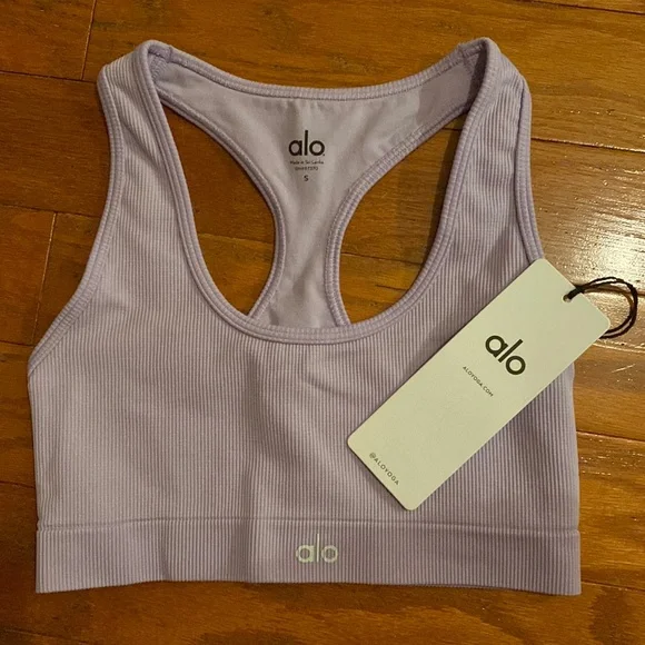 NWT ALO yoga sold out sports bra - Picture 1 of 5